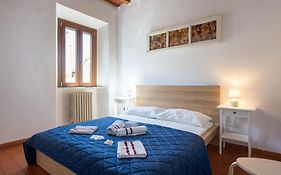 Tipica Cozy House + Parking!